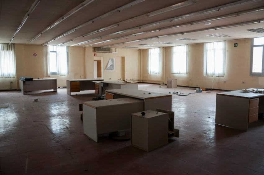office decommissioning, corporate decommissioning, furniture removal, IT asset removal, data destruction services, office cleanout, nationwide decommissioning, sustainable decommissioning, asset recovery, space restoration